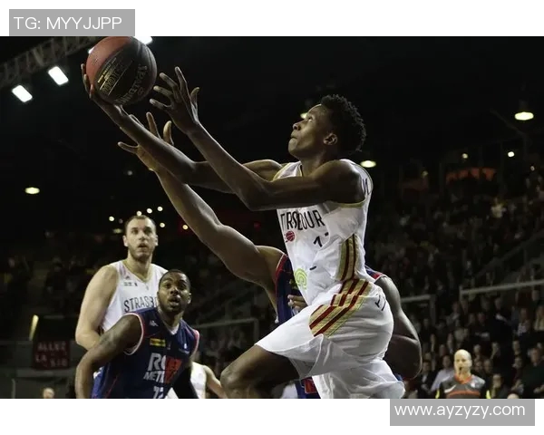 伊曼纽尔奎克利的崛起之路与篮球梦想的追逐